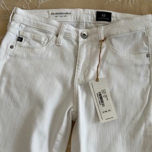 NWT, AG white skinny jeans